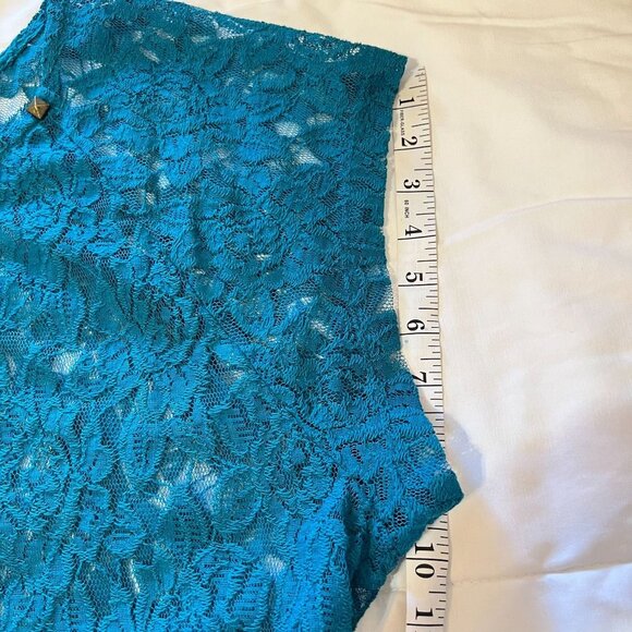 Torrid blouse womens teal color, all lace, size 2(SALE) - Picture 6 of 11